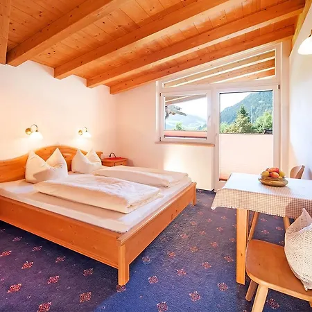 Haus Obetzhofer 701w *